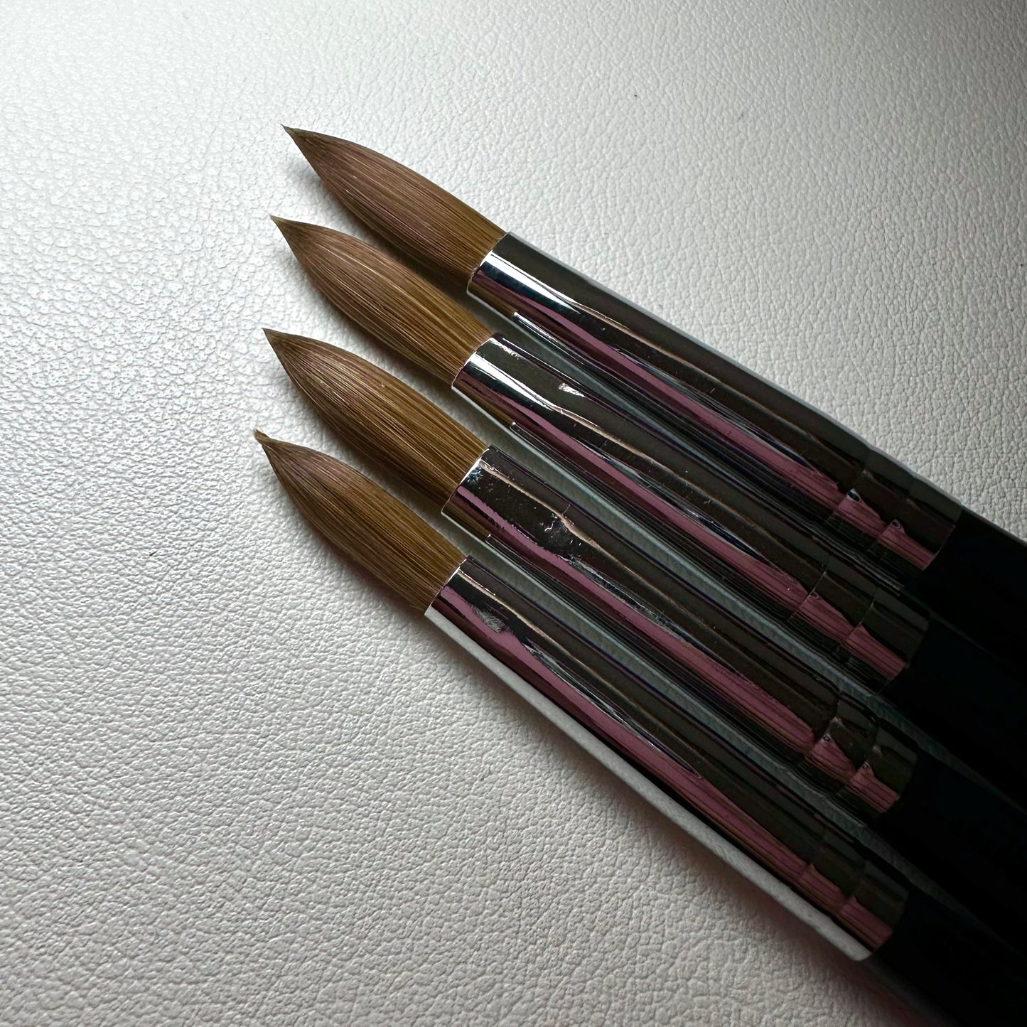 100% Kolinsky Brushes